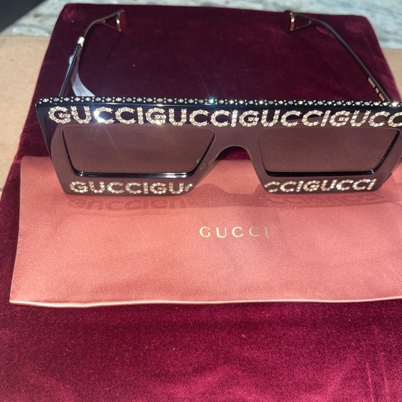 Gucci Rhinestone Black Rectangle Logo sunGlasses main image 7